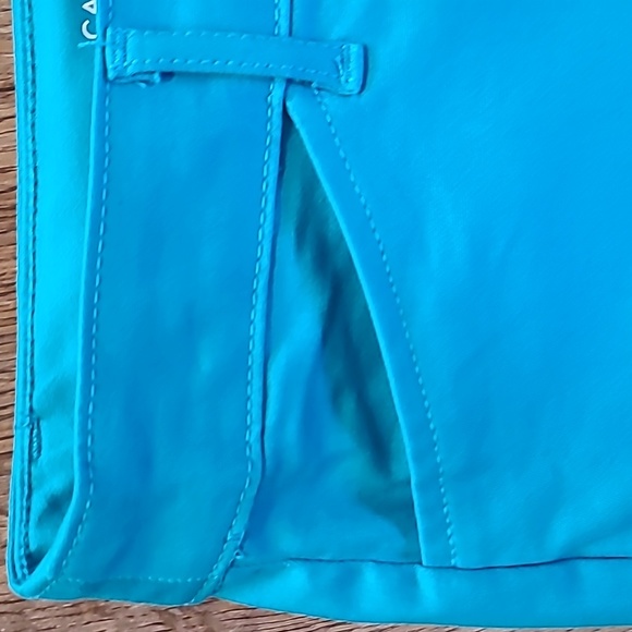 ST. JOHN'S BAY BRAND WOMEN'S PETITE TURQUOISE CAPRIS SIZE 12P - Picture 5 of 15